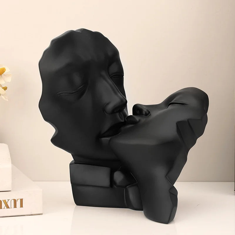 Escultura Decorativa de Mesa em Resina Casal